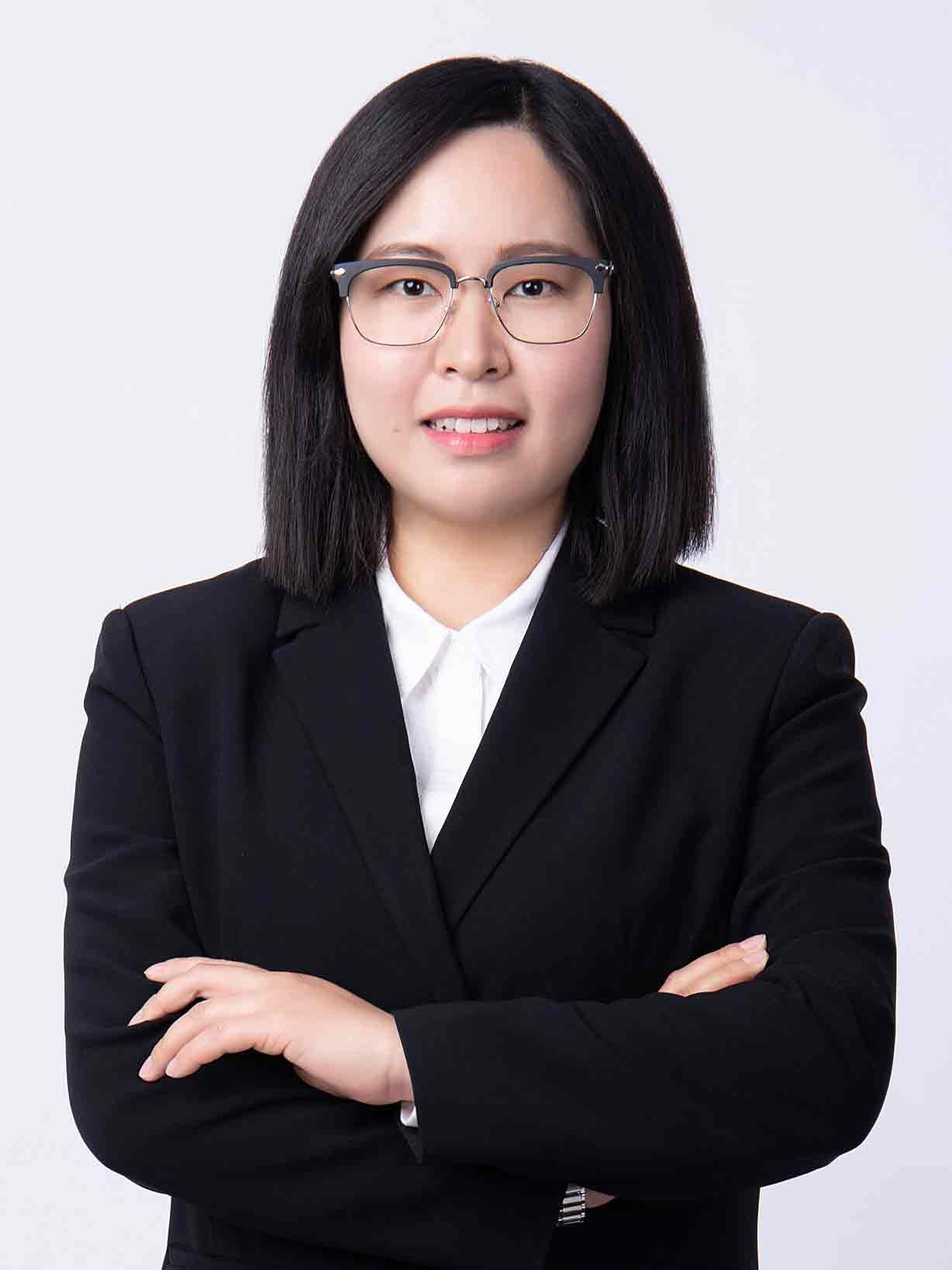 三聚陽光知識產(chǎn)權(quán)集團?？诜止靖笨偨?jīng)理——閆聰彥